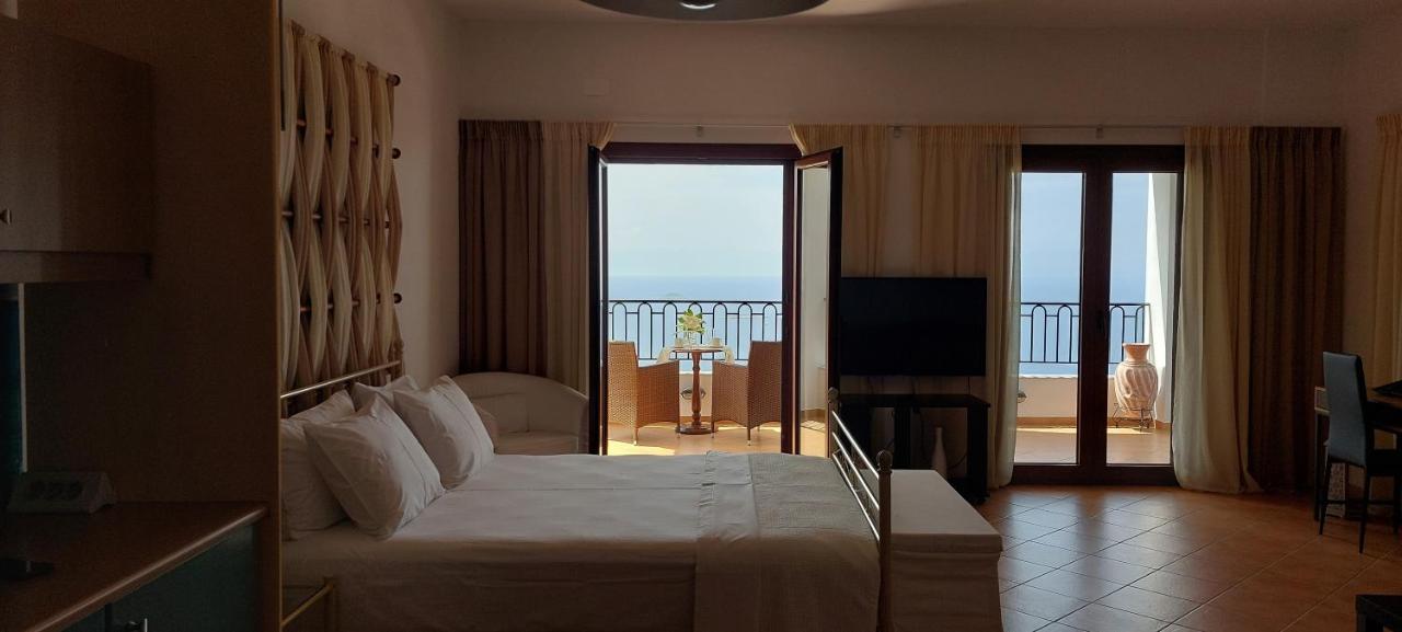 גלוסה Horizon Studios With Sea View - Free Parking מראה חיצוני תמונה