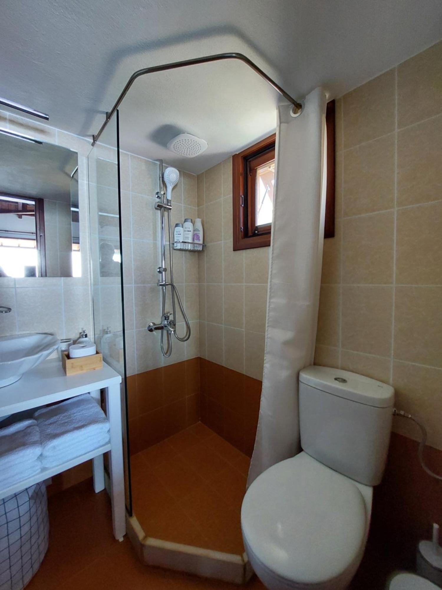 גלוסה Horizon Studios With Sea View - Free Parking מראה חיצוני תמונה